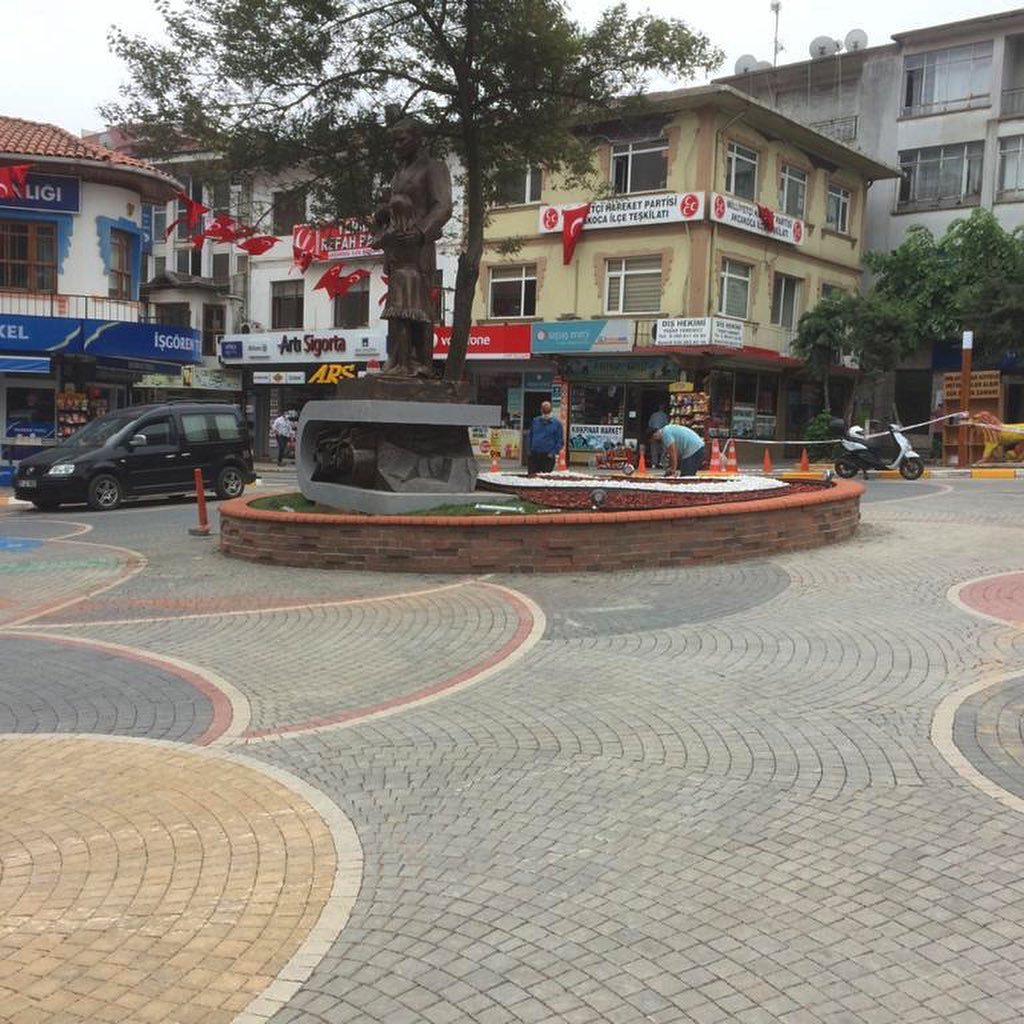 Akçakoca İlçe Meydanı Projesi